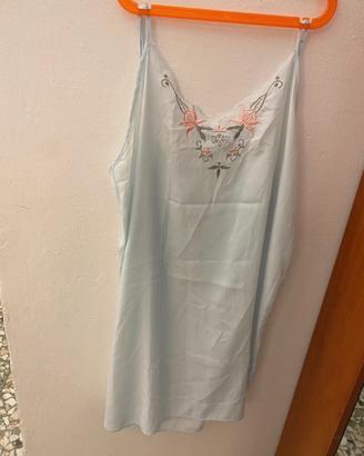 Camicia da notte e vestaglia