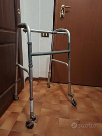 Deambulatore  pieghevole, ritiro Firenze sud 