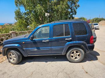 Jeep Cherokee 2.8 CRD 150 cv del 2003  