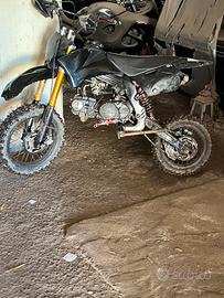 Pit bike 125