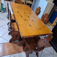 Tavolo e sei sedie - legno massello