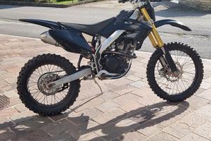 HM 125 CRE 4T Six Competition