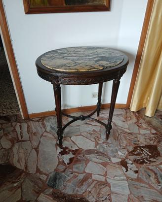 Tavolino ovale con piano in marmo