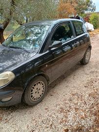 Lancia Y