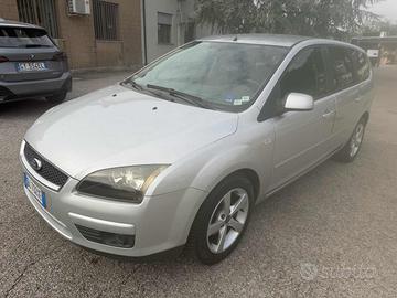 FORD Focus + 1.6 TDCi (90CV) S.W. senza nessun l