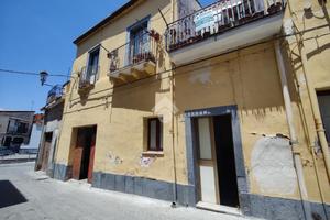 CASA INDIPENDENTE A CALATABIANO