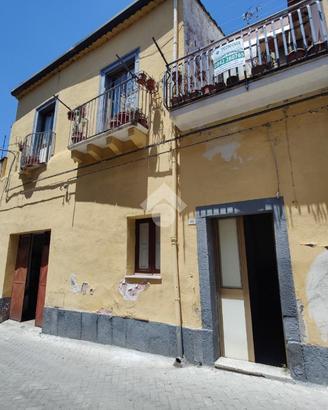 CASA INDIPENDENTE A CALATABIANO