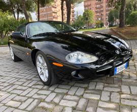 Jaguar XK8 4.0 Coupé