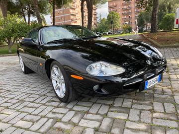 Jaguar XK8 4.0 Coupé