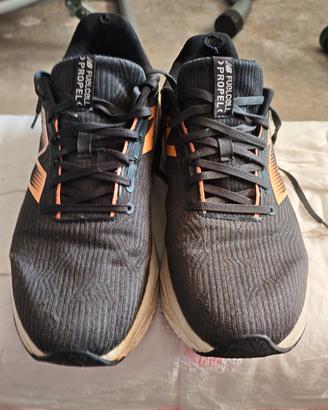 scarpe in buone condizioni 