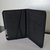 Elegante Portafoglio Compatto