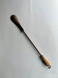 Calzascarpe vintage in legno e metallo
