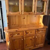 Arredamento per taverna in legno tirolese