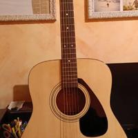 Chitarra classica Yamaha