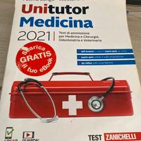 Libri "Art Quiz" e "Unitutor Medicina"
