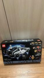 LEGO  10300 Macchina del Tempo Ritorno al Futuro