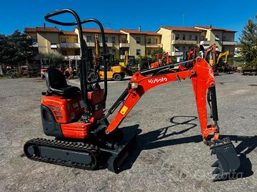 Miniescavatore usato KUBOTA U10.3