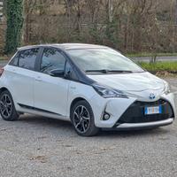 Toyota Yaris 1.5 Hybrid 5 Trend White Edition 2017