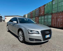 Audi A8 3.0 TDI 250 CV clean diesel quattro tiptro