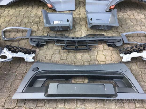 Ricambi per carrozzeria per Mercedes Benz Man Volvo Renault Scania DAF  Iveco oltre 2000 articoli Accessori - Cina Ricambi per veicoli industriali,  ricambi per carrozzeria veicoli industriali