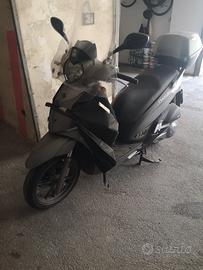 Kymco people GT 300
