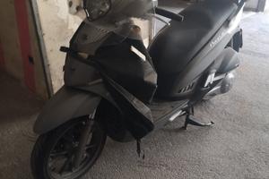 Kymco people GT 300