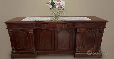 Credenza in legno antico 800