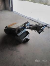 Elettrospugna per pavimenti