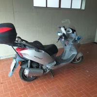 Kymco Grand Dink 250cc del 2002 sempre revisionato