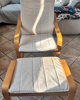 Poltrona IKEA POÄNG con Poggiapiedi