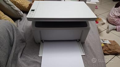 HP LaserJet M140we 7MD72E, Stampante Multifunzione Laser A4, Monocromatica,  Stampa Fronte e Retro Manuale in b/n, 20 ppm, Wi-Fi, HP Smart, 6 Mesi di