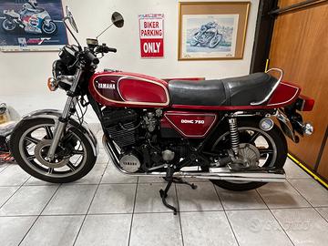Yamaha XS 750