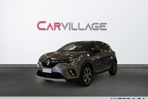 RENAULT Captur 1.6 E-Tech hybrid Techno Fast Track