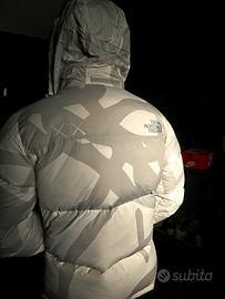 Giacca KAWS x The North Face Retro 1996 Nuptse