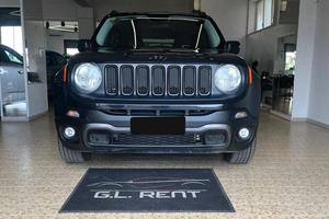 Jeep renegade upland 4X4 2000cc del 2017