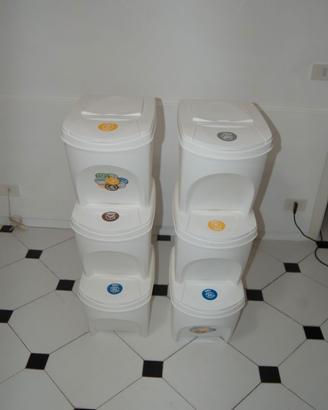 Bidoni impilabili per pattumiera da 20 litri
