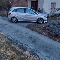 Mercedes B180d