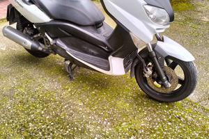 Scooter Yamaha