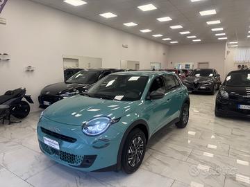 Fiat 600 Hybrid 101 CV DCT MHEV Icon