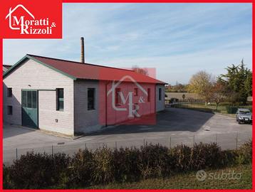 CAPANNONE artigianale a Ruda