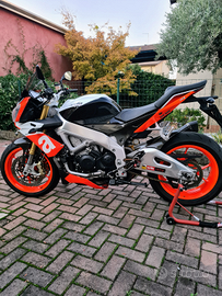 Aprilia Tuono v4 APRC