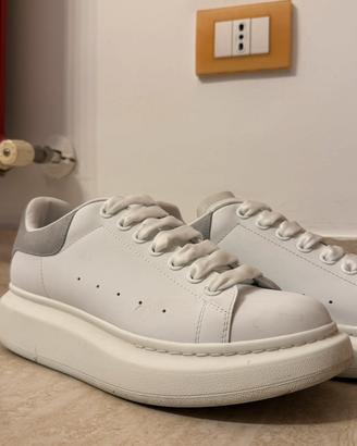 alexander mcqueen replica