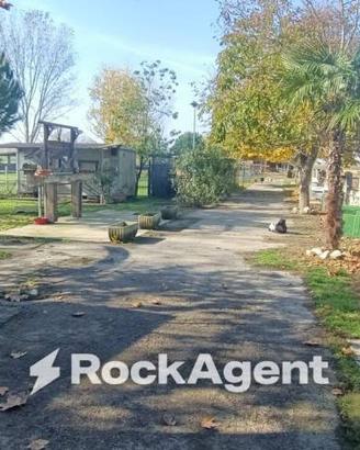 Terreno di 7500 m² a Suardi