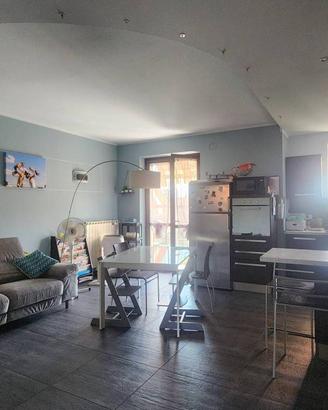 Appartamento di 80 m² con 4 locali e box auto a Ca