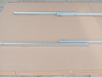 Supporto per tavolo camper con traslatore