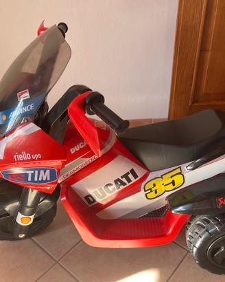 Mini moto elettrica peg perego desmo ducati