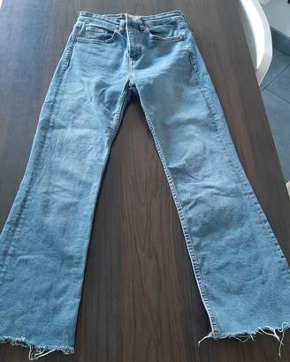 Jeans donna Zara sfrangiato, a zampa - tg 36 (40IT
