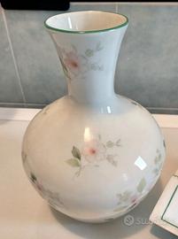 Vaso in fine ceramica decorata