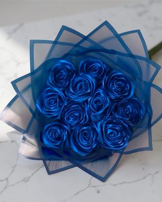 Mazzo di 11 rose blu