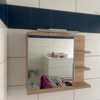 Specchi con illuminazione bagno